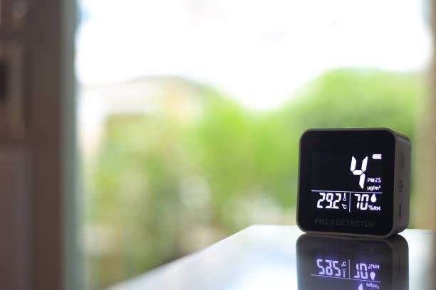 istock sensor found small amount of air pollution of PM 2.5 1213993528
