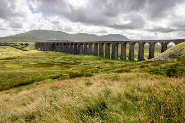istock Sweeping view of Ribblehead viaduct 1214014832