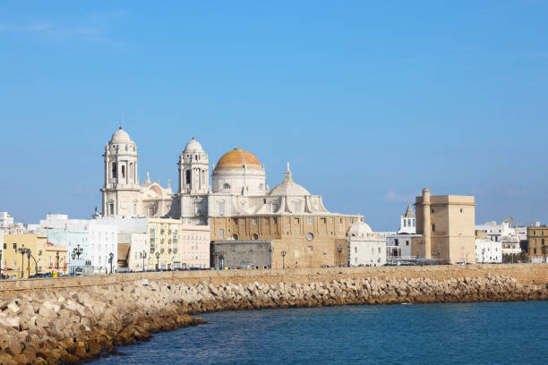 istock Cityscape of Cadiz 1214029438
