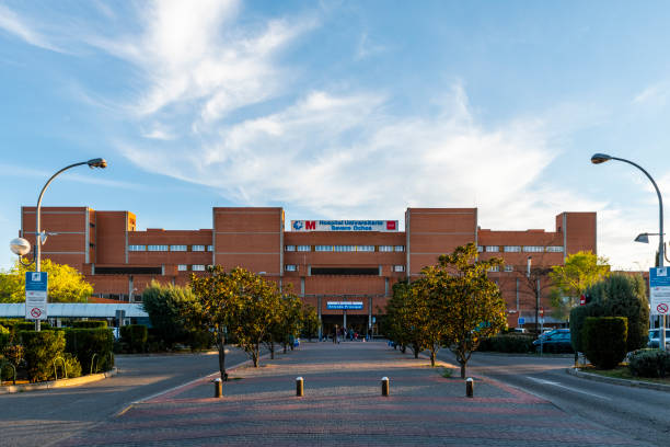 szpital severo ochoa w leganés w madrycie, hiszpania - ochoa zdjęcia i obrazy z banku zdjęć