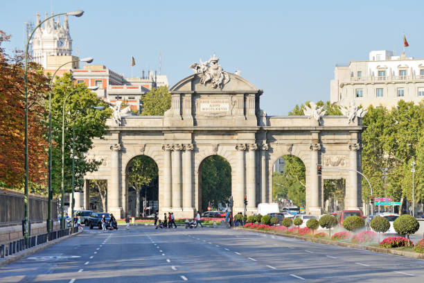 istock The Alcala Door (Puerta de Alcala), Madrid, Spain 1214062307