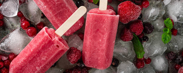 istock Homemade berry popsicles 1214080605