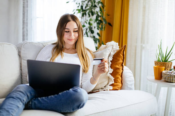 istock The most comfortable place to make payments 1214080938