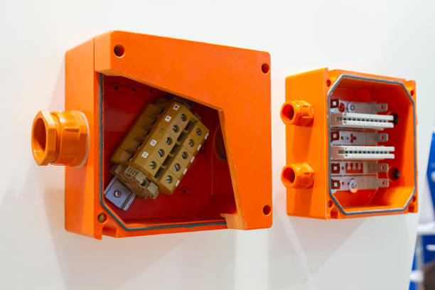 Wires and clam terminals to open the electrical distribution box. Industry