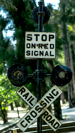 Signal stop train without lights