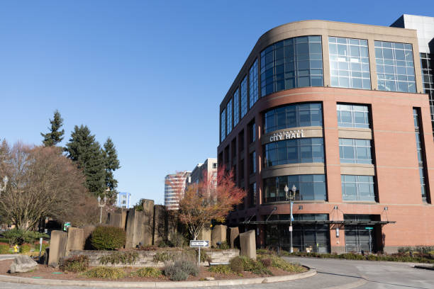 istock Vancouver City Hall 1214119725