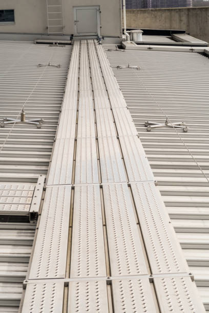 istock aluminum roof with safety 1214184309