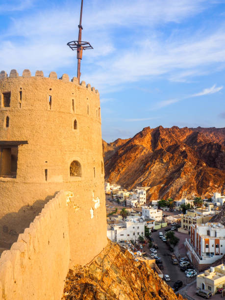 fort mutrah w: maskat - oman greater masqat road aerial view zdjęcia i obrazy z banku zdjęć