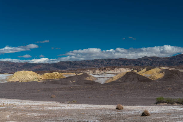 istock Death Valley National Park 1214284118