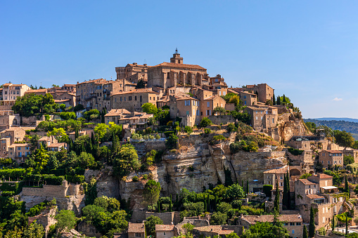 Perched on a panoramic rocky outcrop, Gordes is one of the most beautiful villages in France. It is located in the Vaucluse department, in the Provence-Alpes-Côte d'Azur region, in southeastern France.