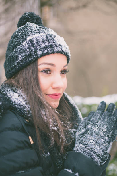 istock Young woman in winter 1214315591