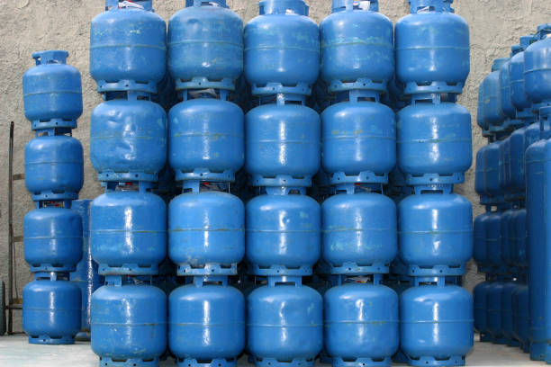 istock domestics gas cylinder 1214371374