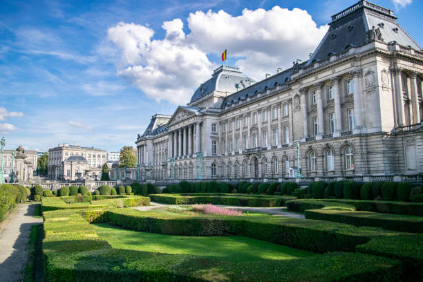比利時布魯塞爾皇家花園和宮殿 - 比利時皇室 個照片及圖片檔