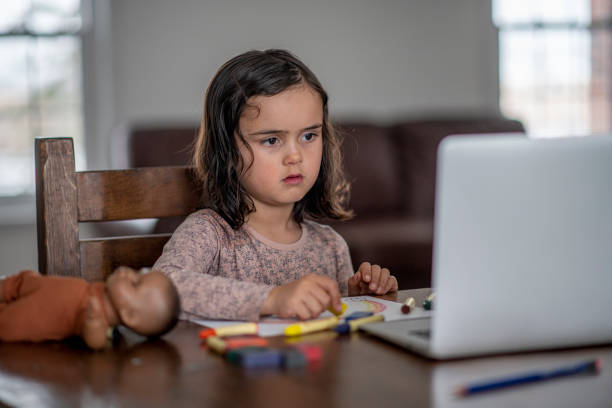 Kids are home schooled during isolation
