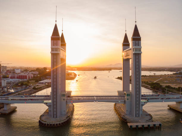 istock Terengganu Jambatan Angkat 1214414579