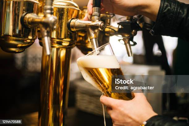 Pouring Beer Stock Photo - Download Image Now - Beer - Alcohol, Pouring, Pint Glass