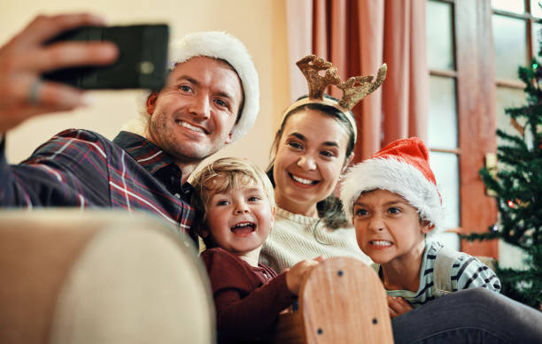 istock Have your selfie a merry little Christmas 1214478072