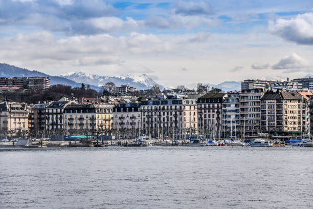 istock Beautiful Geneva Lakeview 1214480729