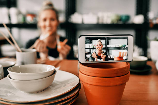 istock Art is too important not to share 1214488556