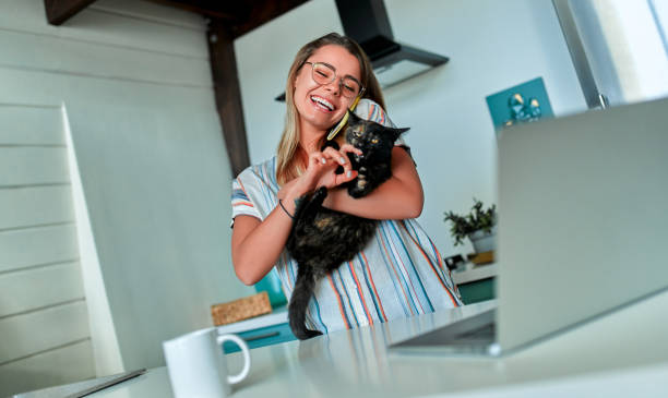 istock Woman working in the kitchen 1214495774