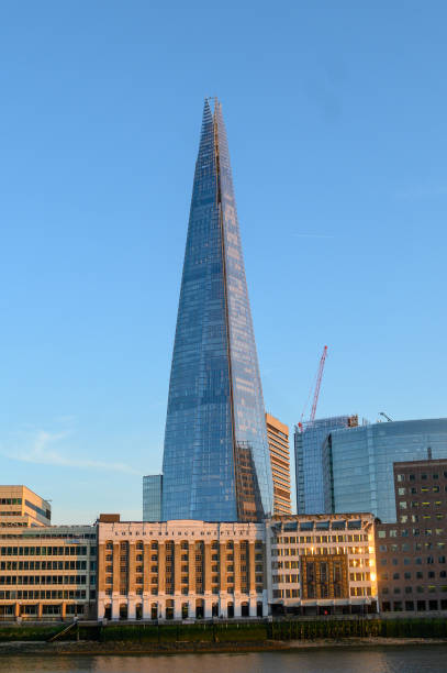 istock It's hard not to explore London Bridge in the Evening 1214511441