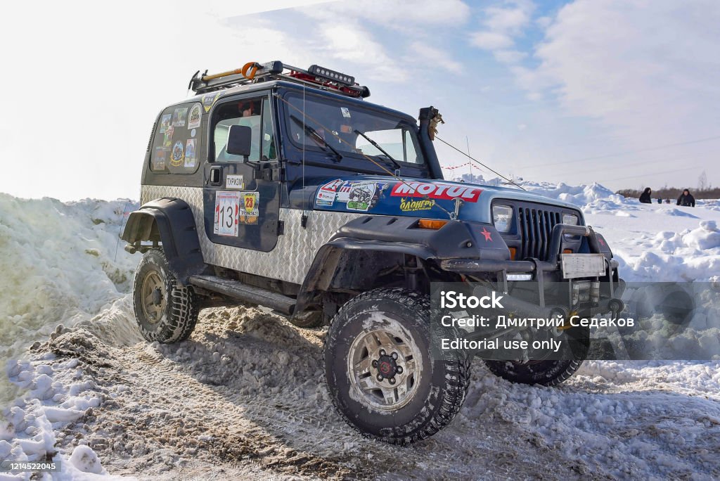 Offroad Suv Jeep Wrangler 4x4 Với Các Chuyến Đi Đào Tạo Offroad Vào Mùa Đông Trên Tuyết Hình ảnh Sẵn có - Tải xuống Hình ảnh Ngay bây giờ - iStock Offroad Suv Jeep Wrangler 4x4 Với Các Chuyến Đi Đào Tạo Offroad Vào Mùa Đông Trên Tuyết Hình ảnh Sẵn có - Tải xuống Hình ảnh Ngay bây giờ - iStock