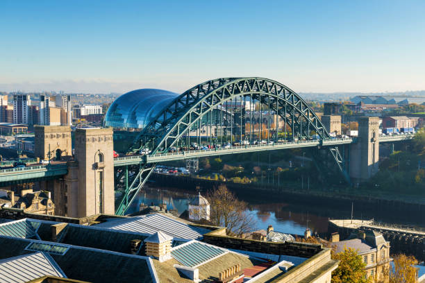 Tyne Bridge on the River Tyne, Newcastle Upon Tyne, England, UK Elevated view of the iconic Tyne Bridge in Newcastle, England, UK quayside photos stock pictures, royalty-free photos & images
