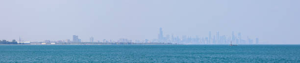 белила - chicago lake michigan skyline indiana стоковые фото и изображения