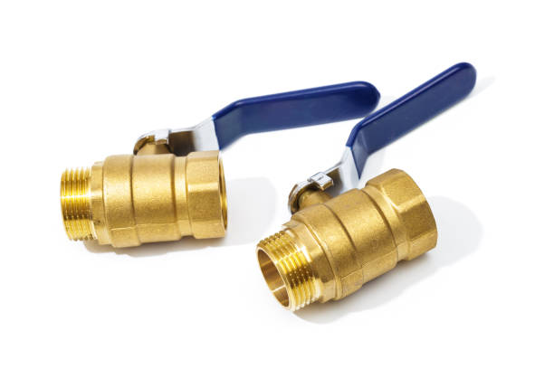 흰색 배경에 격리 된 볼 밸브 황동 쌍 - close up musical instrument trumpet valve 뉴스 사진 이미지