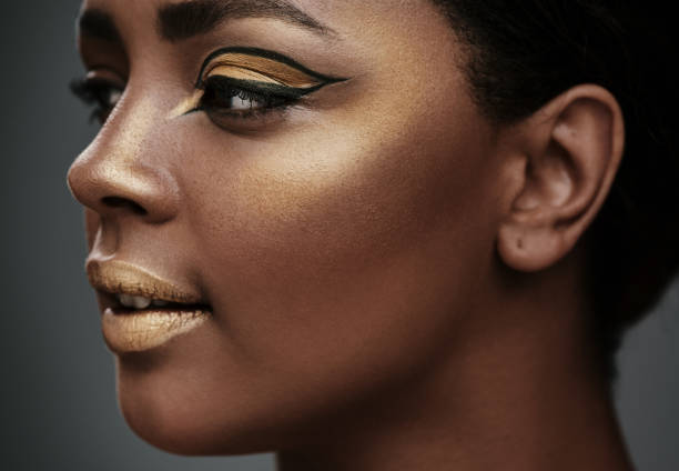 istock Look for the gold in others 1214641614