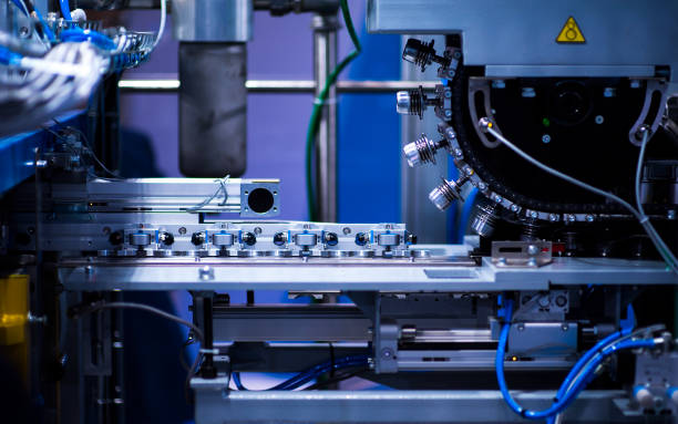 istock A CNC milling machine milling heads in metal industry 1214660211