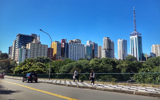 The following urban skyline was shot at the surroundings of Paulista avenue, close to Beneficência Portuguesa bridge and Vergueiro subway station.