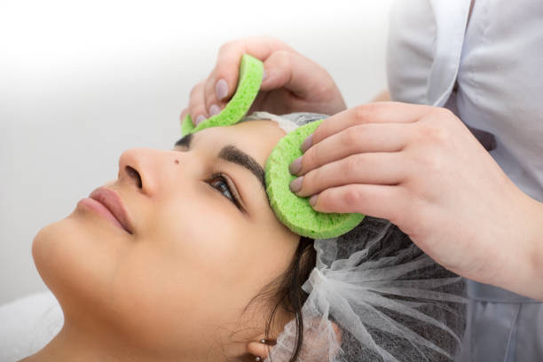 girl in a massage parlor spetsialits cosmetology accessibility modernity