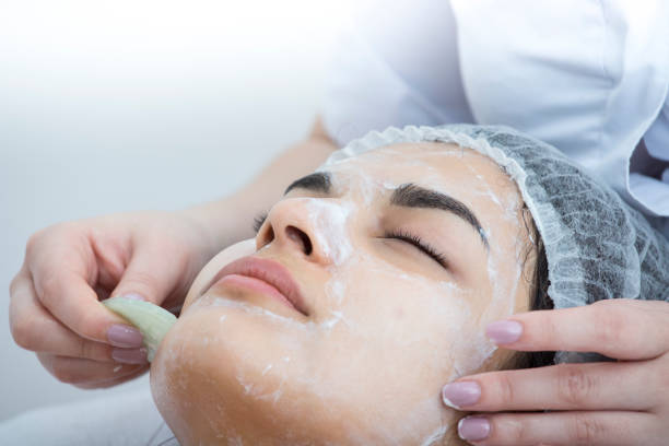 girl in a massage parlor spetsialits cosmetology accessibility modernity