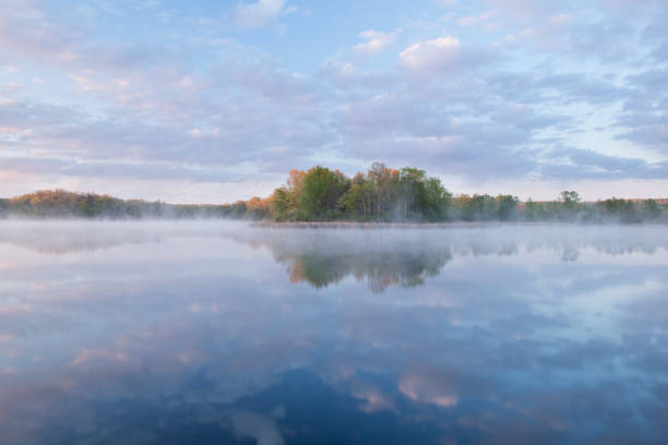 istock Spring Sunrise Whitford Lake 1214709636