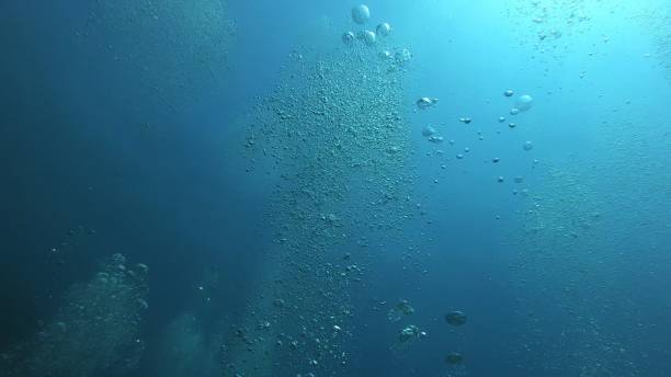 istock Bubble in the Turquoise Sea Underwater Ambiance 1214721881