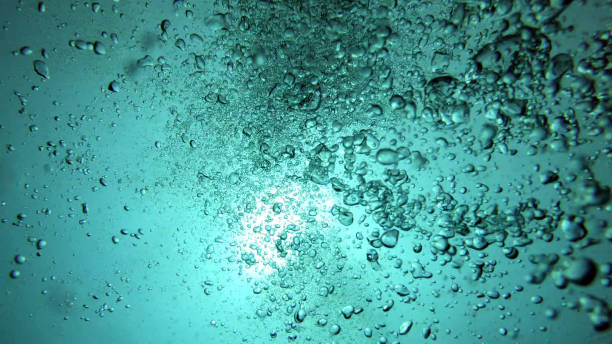 istock Bubble in the Turquoise Sea Underwater Ambiance 1214721966
