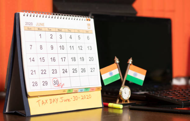 Tax day or deadlines for filing income tax return in india on june 30 marked as reminder in calendar Tax day or deadlines for filing income tax return in india on june 30 marked as reminder in calendar. june file stock pictures, royalty-free photos & images