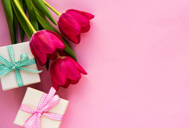 istock Beautiful tulips bouquet 1214870615