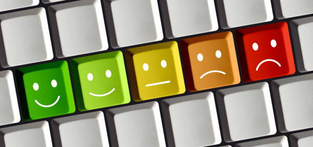 ilustrações de stock, clip art, desenhos animados e ícones de feedback smiley buttons on laptop keyboard - concept review - computer keyboard computer sadness emoticon
