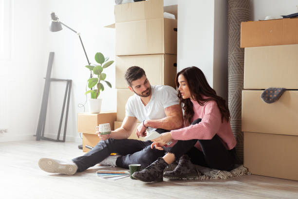 istock Painting apartment 1214896540
