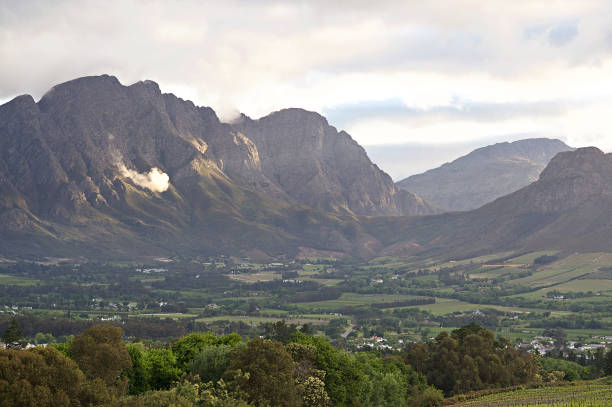 istock Mountain Rockslide Landslide in progress over the Franschhoek valley 1214933537