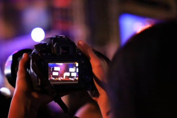 people use dslr camera record video at concert