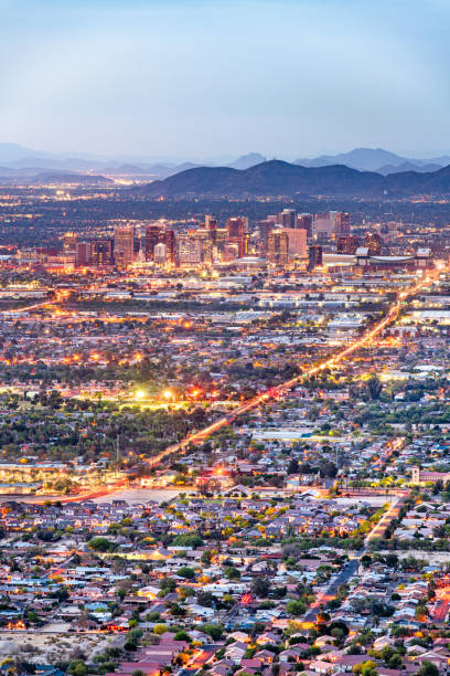 phoenix, arizona, usa cityscape - phoenix downtown district skyline city imagens e fotografias de stock