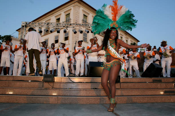 presentazione di samba in salvador - african descent african culture drum history foto e immagini stock