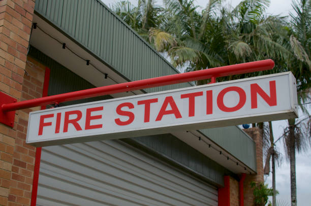 feuerwehrschild - new south wales flash stock-fotos und bilder