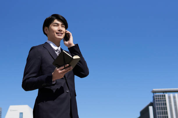 istock Japanese male businessmen 1215034426