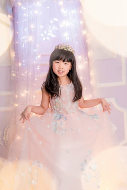 istock Pretty Girl 1215072458