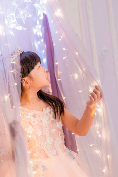 istock Pretty Girl 1215072460
