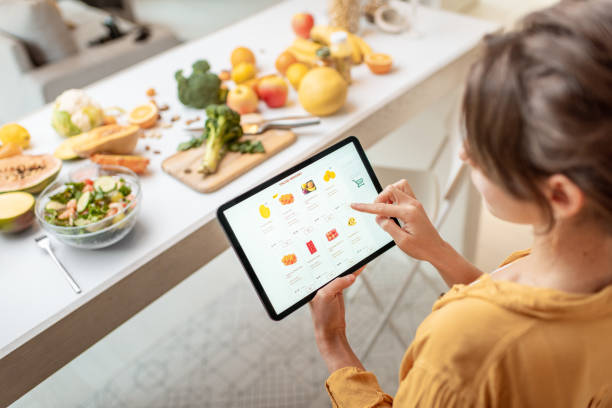 istock Shopping food online 1215072579